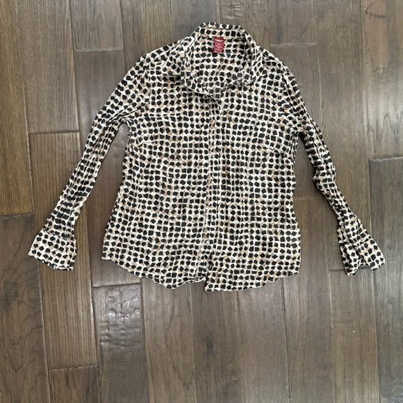 Olsen Button Down Long Sleeve - Picture 7 of 11